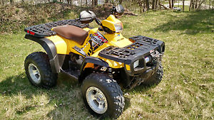 2004 Polaris Sportsman 400 4x4 4 stroke Utility quad good condition Automatic