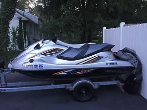 Used 2011 Yamaha VXR 70hrs excellent condition with extras