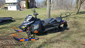 2016 Ski-Doo RENEGADE XRS