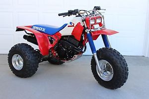 Honda ATC 350X, 1985, OEM, Hondaline