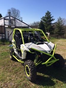 Can am Maverick XDS Turbo Low Miles