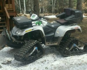 Arctic cat Thundercats h2 1000 atv on Tatou 4-season tracks