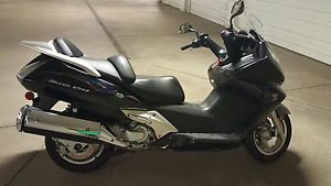 2012 Honda Silver Wing - with many extras - only 2800 miles
