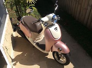 2014 Honda Metropolitan Scooter