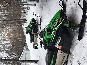 2010 Z1 LXR 4 stroke 1056 cc  Artic Cat snowmobile loaded. 7200 mi