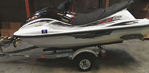 Waverunner Yamaha 1200 XLT  2000  3 Seater  24 hours!!In storage for 12 years!