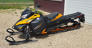 2014 Ski-Doo Summit SP