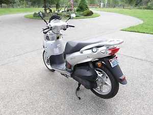 2009 Sym Motor scooter
