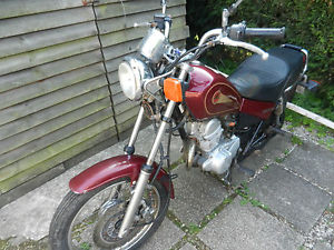 YAMAHA SR 125 RED PROJECT BARN FIND
