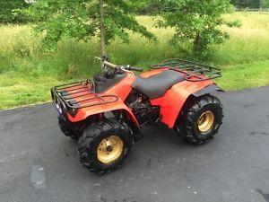 Yamaha moto 4 atv with title