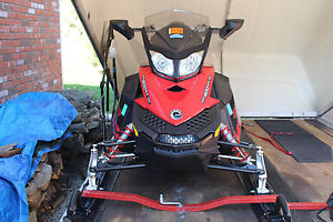 2011 Ski-Doo Renegade Adrenaline