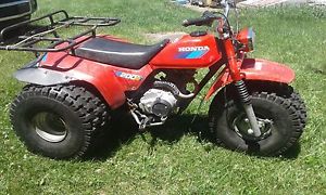 1985 honda 200s 3 wheeler  runs well