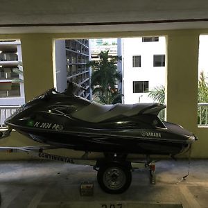 JET SKI YAMAHA 41.7 HOURS WITH  CONTINENTAL TRAILER - $6900.00
