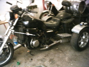 HONDA SABRE 750 ROAD LEGAL TRIKE (PROJECT )