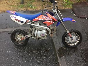 110cc pitbike (only done around 10 hours of use )