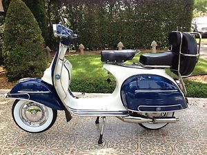 Completely restored vintage VESPA 1968 -