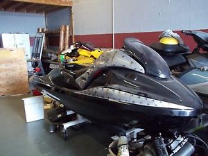 2001 Yamaha GPR HULL only with title Custom Paint