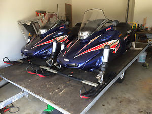 1996 Yamaha VMAX500 snowmobiles and 3 place trailer