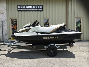 Sea-Doo GTX LIMITED IS 260 PAIR