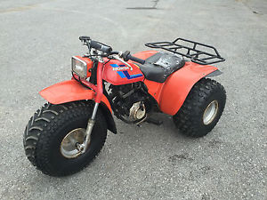 1984 HONDA ATC 200 3 WHEELER WE SHIP NATIONWIDE!