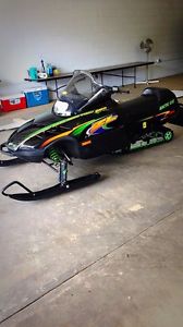 Arctic Cat Snowmobile ZL600