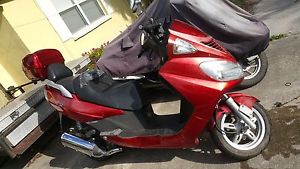 250cc red daylum kymco scooter rebuilt motor ground effects