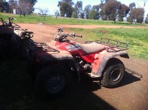 HONDA  BIG RED QUAD BIKE