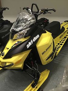 2016 Skidoo Snowmobile