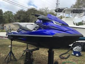 Yamaha FX High HO Waverunner