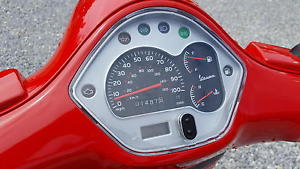 2013 Vespa Super 300 GTS IE Less than 1500 Miles! $3990