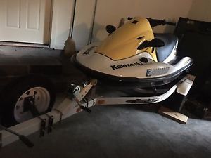 Kawasaki STX 900