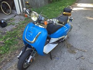 2008 Lance Vintage 150cc scooter. New Motor. Runs Great.