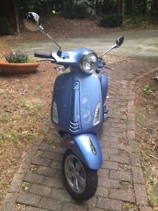 2015 Vespa Primavera 5 (50cc)