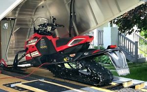 2014 Yamaha SR VIPER Snowmobile Brand New Condition only 346 total miles