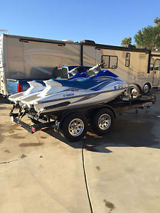 2 x 2006 yamaha vx110 sport waverunners with custom tandem trailer