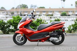 Honda PCX 150 Scooter in Candy Red