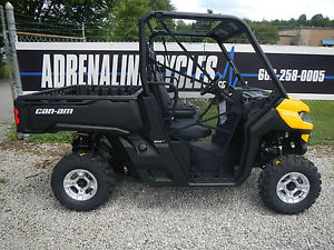 2016 Can-Am Defender
