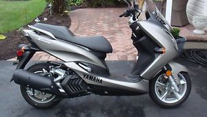 2015 Yamaha SMAX Scooter Only 300 Miles