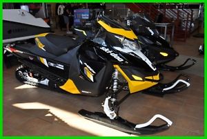 2017 Ski-Doo MXZ® Blizzard 600 H.O. E-TEC