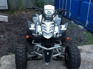 200 cc quad with 250 engine full mot road legal