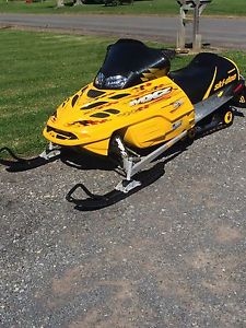 2000 Ski-Doo MXZ800