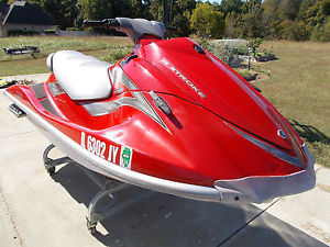 2005 YAMAHA VX110 DELUXE WITH WITH TUBE, ROPE & COVER - NO RESERVE !!