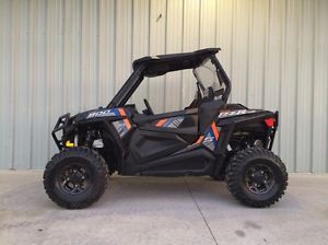2015 Polaris RZR S 900 4x4--EPS--Bumpers--Windshield--Top--Stereo--Winch!!