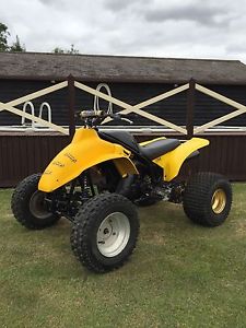 Yamaha Triz 250cc quad