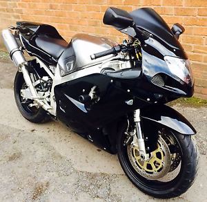 SUZUKI GSXR 750, 2001, ONLY 19,000 MILES, 12 MONTHS MOT