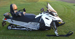 2015 Ski-Doo Grand Touring