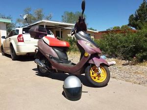 Gas Scooter 100cc Motorcycle 2011 Tao Tao / 50cc Platform