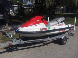2004 Polaris Genesis i jetski
