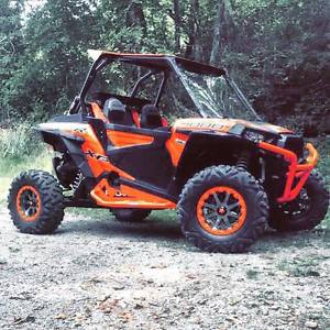 Polaris 2015 RZR  XP1000 Razor