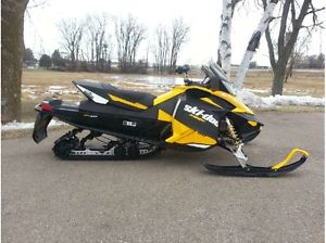 2012 Ski-Doo MX Z TNT E-TEC 800R